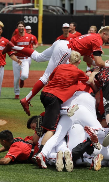 Louisville shuts out ECU 12-0 to clinch NCAA super regional